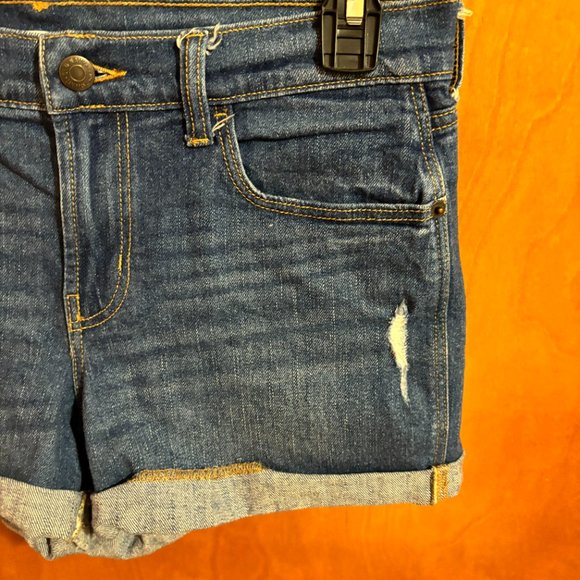 Old Navy Boyfriend Shorts Rolled cuff‎ Distressed Size 4 - Picture 5 of 10